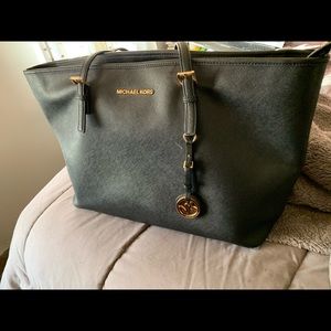 Large Michael Kors tote